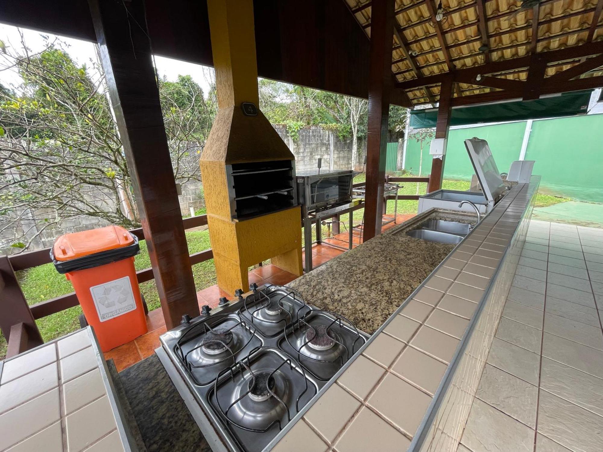Paraiso Wembley Tenis G-302 Apartment